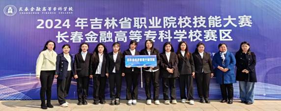 说明: cf782386ba453d3afed6d37f5337ddc