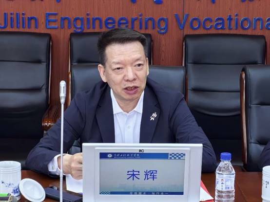 说明: 311a4e9b1a1d4fdfd717c68d3c5fb99e