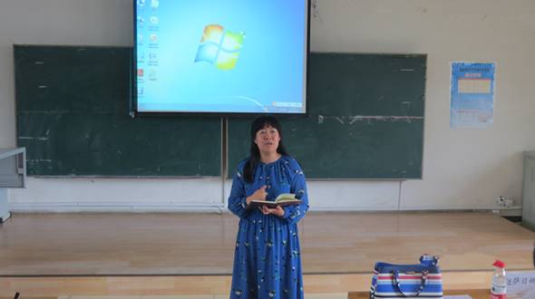 朱世恒老师对本次参赛的团队进行了点评